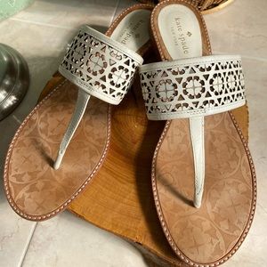 ♠️EUC KateSpade White Trim Leather Slippers WSz 9